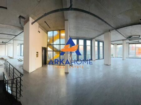 LOCALE COMMERCIALE IN AFFITTO 550M2 "NUOVO BOULEVARD" 4000 EURO