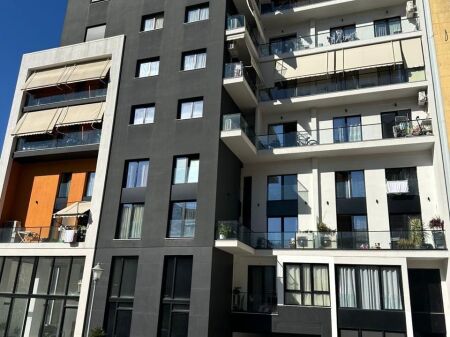 locale commerciale in affitto   Di fronte a Contact | Ex Parco
