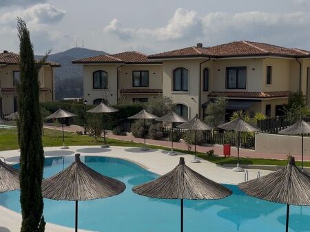 Luxury villa for rent in TEG!
