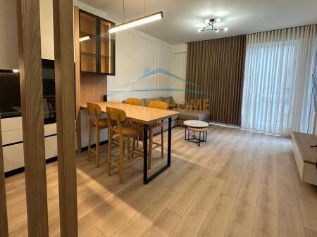 Qera, Apartament 1+1,Komuna Parisit, Tirane.!