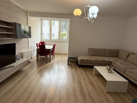 In the Center, Ideal Apartment for Rent for Living or Office!