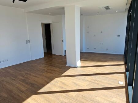 Spazio ufficio con parcheggio in affitto a Lake View, amministrazione inclusa
