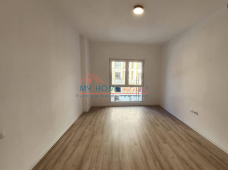 Ufficio in affitto a Zogu i Zi Tirane