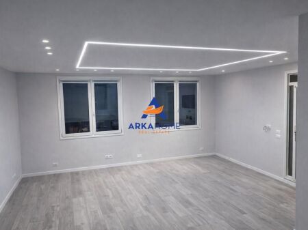 AFFITTASI UFFICIO DI 70M2 " VIA SALES " 1500 EURO