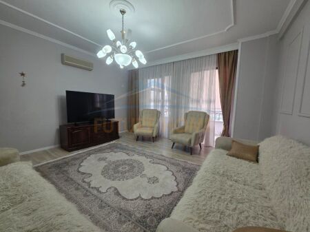 Rent, Apartment 2+1+2, Former Electric Market, Tirana.