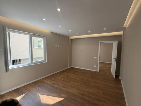 For sale, Apartment 1+1, Mine Peza Street, Tirana