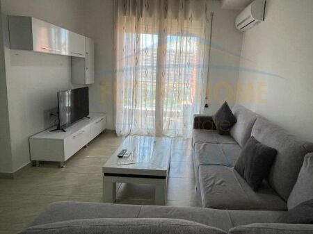 Qera, Apartament 1+1+Post Parkimi, Sima Com