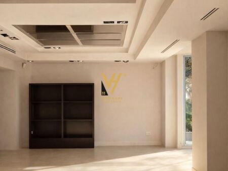LOCALE COMMERCIALE DI 200 M2 IN AFFITTO A MYSLYM SHYRI 5.000 EURO