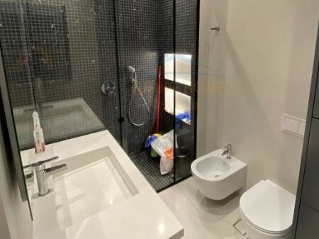 Qera, Apartament 1+1, Rruga e Kavajes, Tirane.
