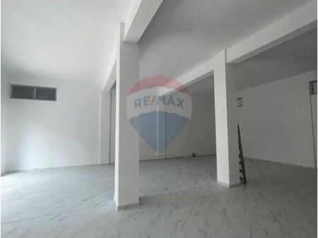 Negozio in affitto – Campo Ali Demi, Tirana