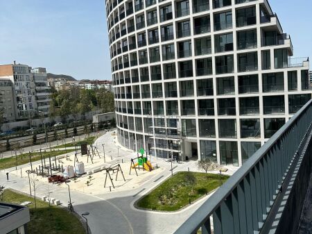 1+1,65 m2,te lake viu gener 2,liqeni ,1000 euro bruto me administrim te perfshire