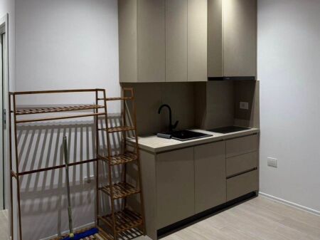 Studio Apartment for Rent – 5 May Street (behind Concord Center) 