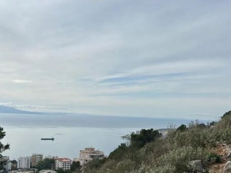 TERRENO IN VENDITA A SARANDA 250 M2 105.000 euro