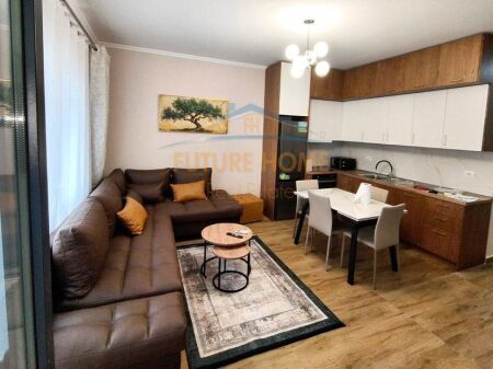Qera, Apartament 1+1+Post Parkimi , Zogu i Zi, Tiranë