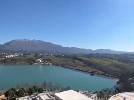 Vendesi Super ville, Lago di Farka in vendita