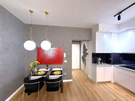 Jepet me qera Apartamenti 1+1 , tek Mozaiku i Tiranes rruga Rruga Sulejman Pitarka 800 Euro