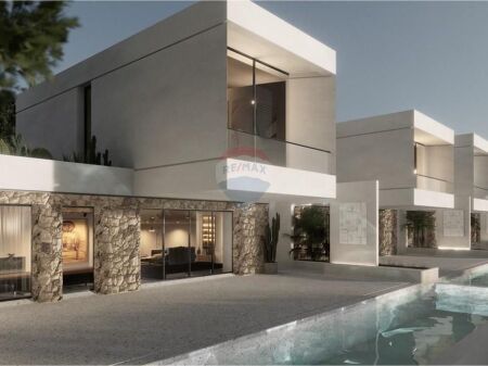 Villa in vendita a Dhërmi