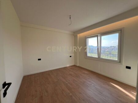Appartamento 2+1+2 in Vendita ad Astir – 110 m²