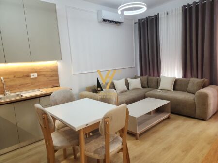 JEPET APARTAMENT 1+1 ME QERA TE KADIU, ALI DEMI 50.000 LEKE