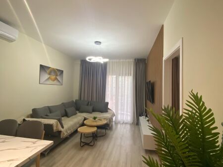 2+1 apartment for rent near Zogu i Zi