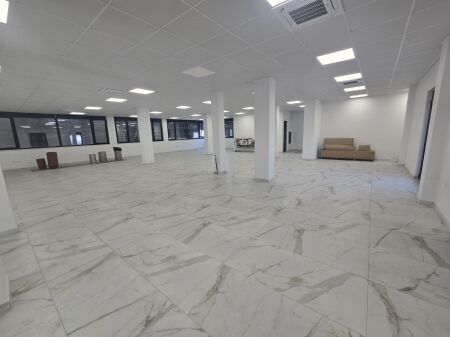 Business premises for rent near TEG.