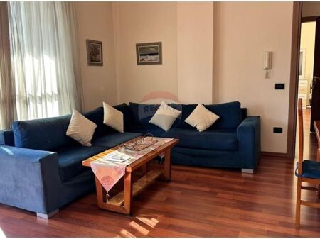 Apartment 1+1 for rent – Hoxha Tahsin Street, Pazari i Ri, Tirana