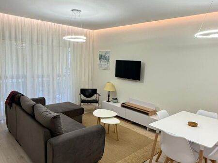  Apartament 1+1 me Qira – Zona e Liceut ,pranë RTSH-së
