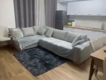 Apartament me qera 1+1+post parkimi