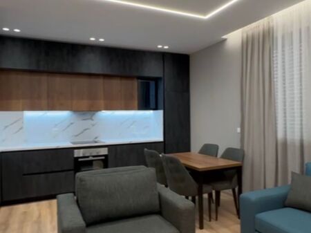 Apartament luksoz 1+1 me qera tek Zogu i Zi