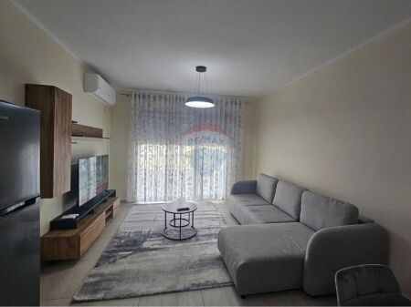 Apartament 1+1 per qira tek Liqeni i Thate!