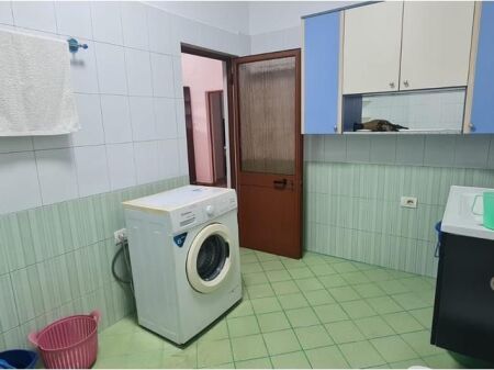 JEPET ME QERA APARTAMENT 1+1 TEK RRUGA E ELBASANIT