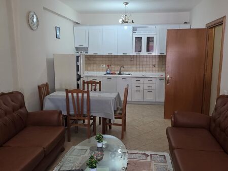 Jepet 1+1,i mobiluar ,te kika 1 komune e parisit,550 mije leke