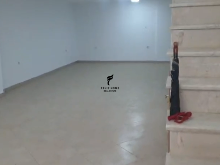 NEGOZIO IN AFFITTO 90 M2 STAZIONE DEI TRENI 70.000 LEKE  FH-58402
