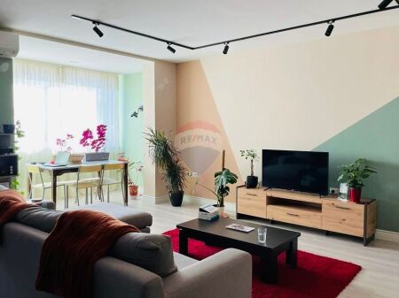 Apartament 2+1+2 Qytet Studenti