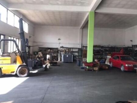 MAGAZZINO IN AFFITTO 560 M2 AUTOSTRADA TIRANA-DURRES 3.900 EURO