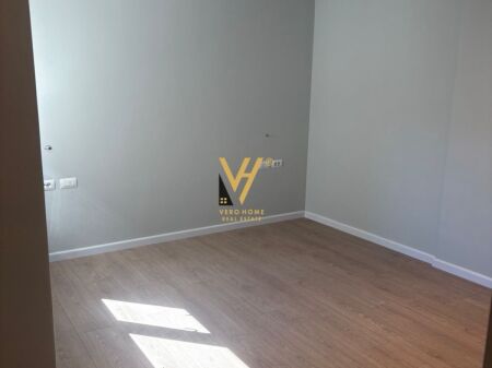 LOCALE COMMERCIALE 92 M2 IN AFFITTO A LIQENI I THATE 1.600 EURO