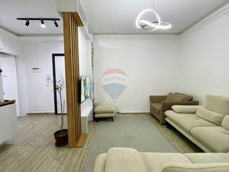 Apartament 1+1 i mobiluar tek Golden Park!