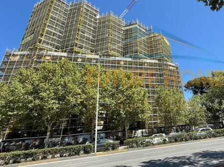 Shitet,Apartament 1+1, Colonnade Building, Rruga Dritan Hoxha