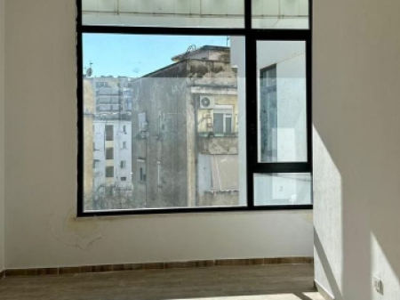  2 Uffici in Affitto – Centro di Tirana