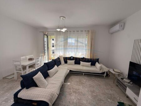 Rent, Apartment 2+1+2+ Parking Space, Aviation Field