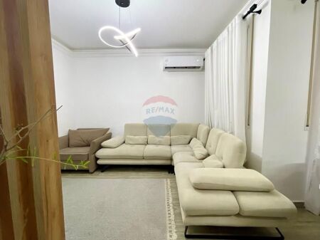 Apartament 1+1 i mobiluar tek Golden Park!
