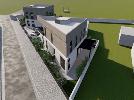  IN VENDITA: Villa a Durazzo  A 600 m dal Mare, dietro Hotel Adriatik 128,4 m² costruzione & 250,5 m² terreno  4 Camere da letto & 3 Bagni (Nuovissima – Ultra Moderna)  €198.000