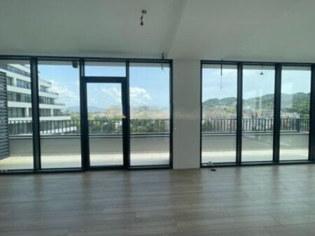 LAKE VIEW, UFFICIO IN AFFITTO 2+1+2