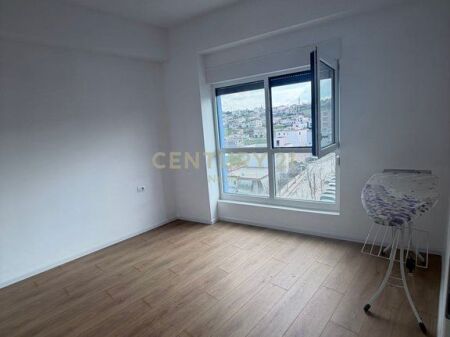 Shitet Apartament 1+1 te Rezidenca 'Kaimi' Ali Dem