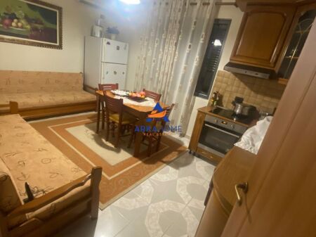 SHITET APARTAMENT 3+1+BALLKON " RRUGA DURRESIT "22.000.000LEKE