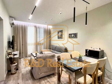  LUXURY 1+1 APARTMENT FOR RENT – CENTER, SKËNDERBEJ SQUARE