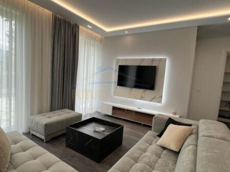 Rent, Apartment 2+1, Forest Complex, Tirana
