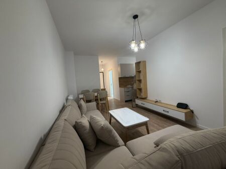 Aura Laprake, Japim apartament 1+1 me qera