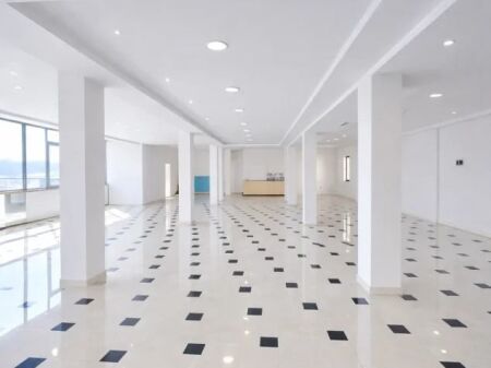 Affitto | Locale Commerciale Edificio a 3 piani | Sauk | 11200 €/mese trattabili