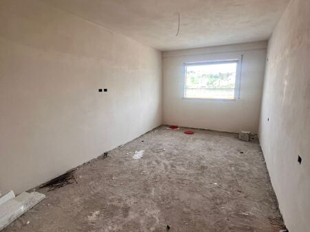  Shitet Apartament 1+1 – Platinium 2, Paskuqan